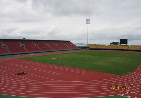 喀麦隆林贝体育场